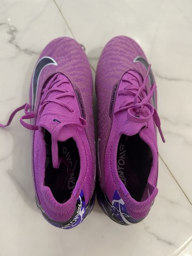 Chaussures foot nike - chaussures,